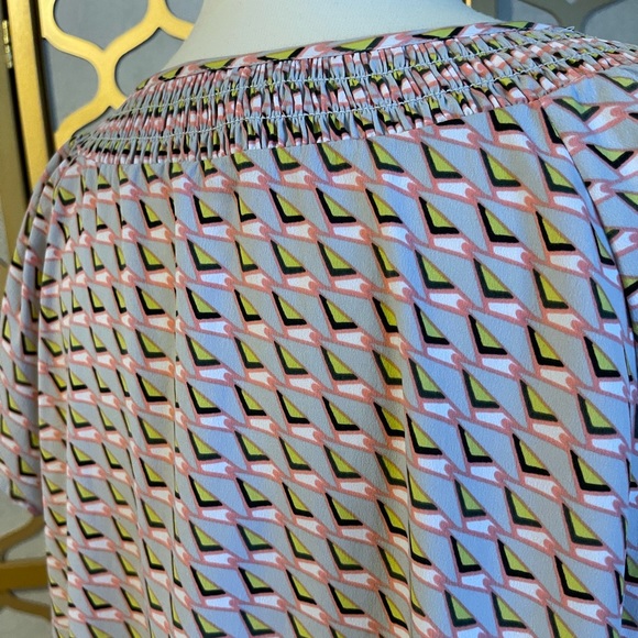 Fun Pattern Maternity Dress - Picture 7 of 11